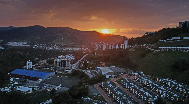 Como invertir en colombia desde el extranjero